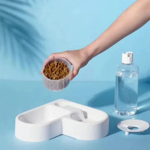 2-in-1 Futterstation mit Wasserspender für Hunde & Katzen